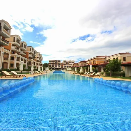 Апартамент Life